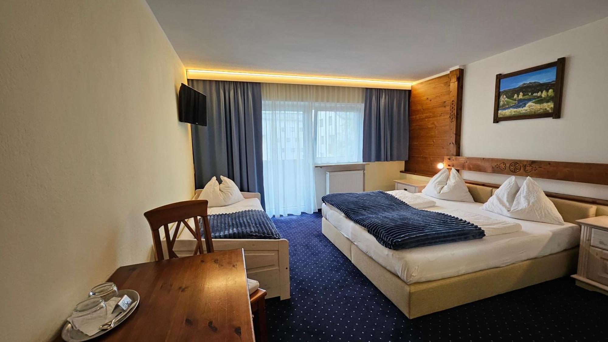 Panoramahotel Sankt Johann in Tirol Exteriör bild