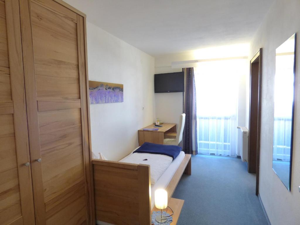 Panoramahotel Sankt Johann in Tirol Rum bild